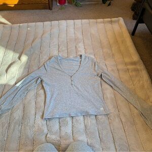 Vuori Tuvalu Henley, Light Heather Grey, Size Medium